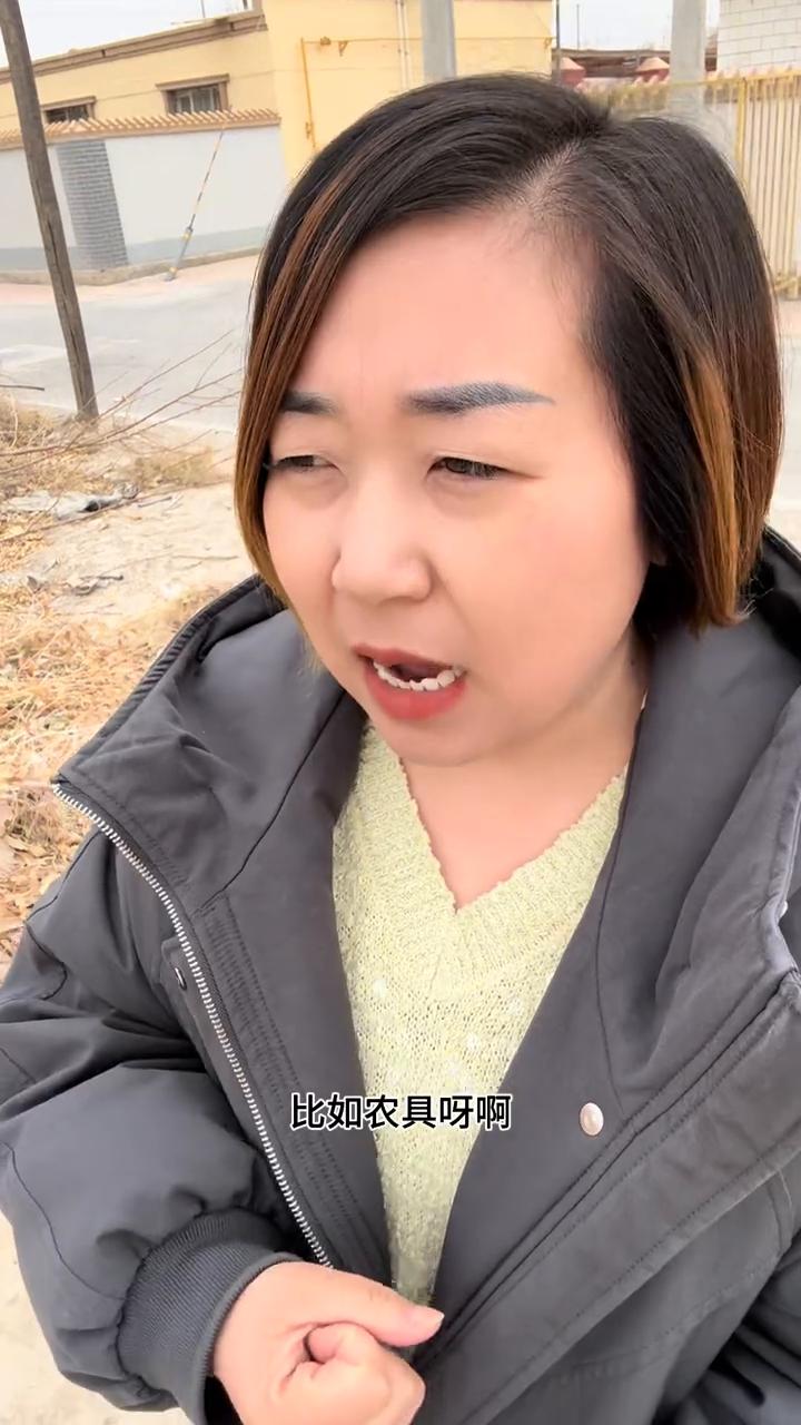 60亩多枣园要承包各种各样的果树100多棵，水果多到吃不完。
前两天发的视频就是