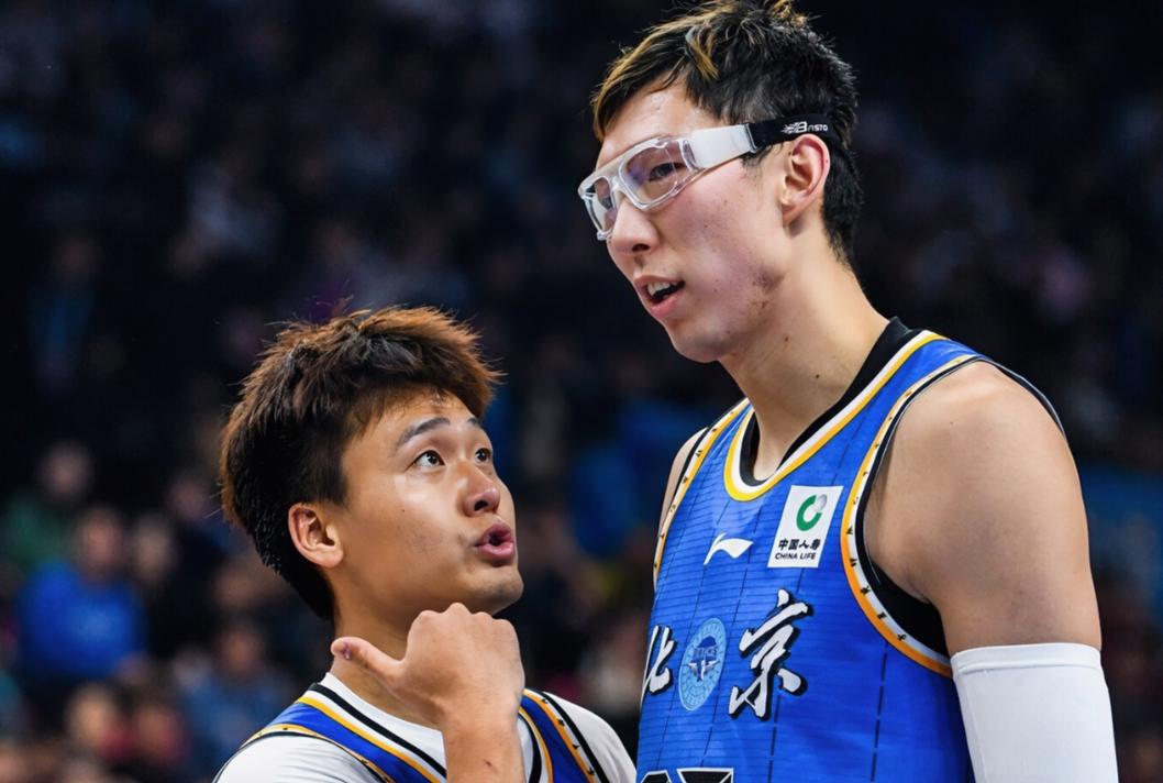 CBA8强广东大战北京！赵睿周琦最新表态，杜锋摊牌，做好6点能以下克上北京时间5