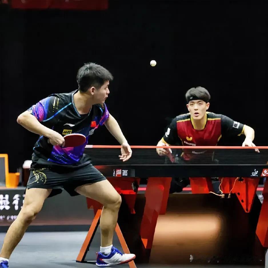 世乒联男子总决赛1月3日最新赛况:
🏓男子单打1/8决赛
林诗栋2:3(9:1