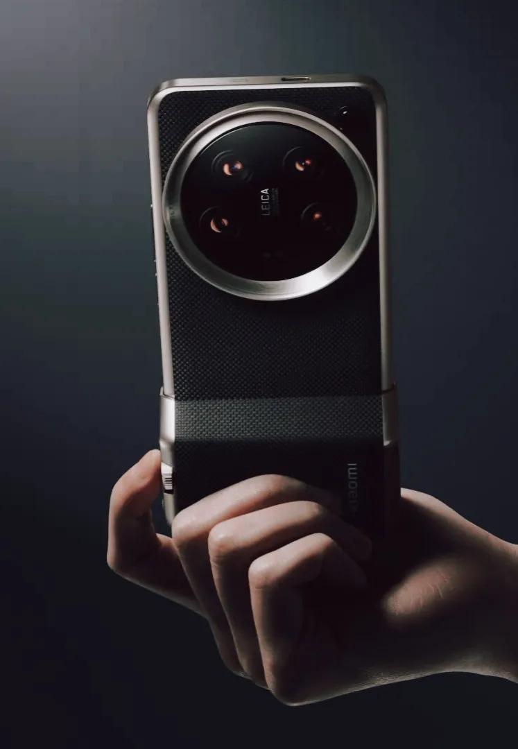 小米14 Ultra， 武装到牙齿？真有点超标了！

这一次的摄影套装终于安排了