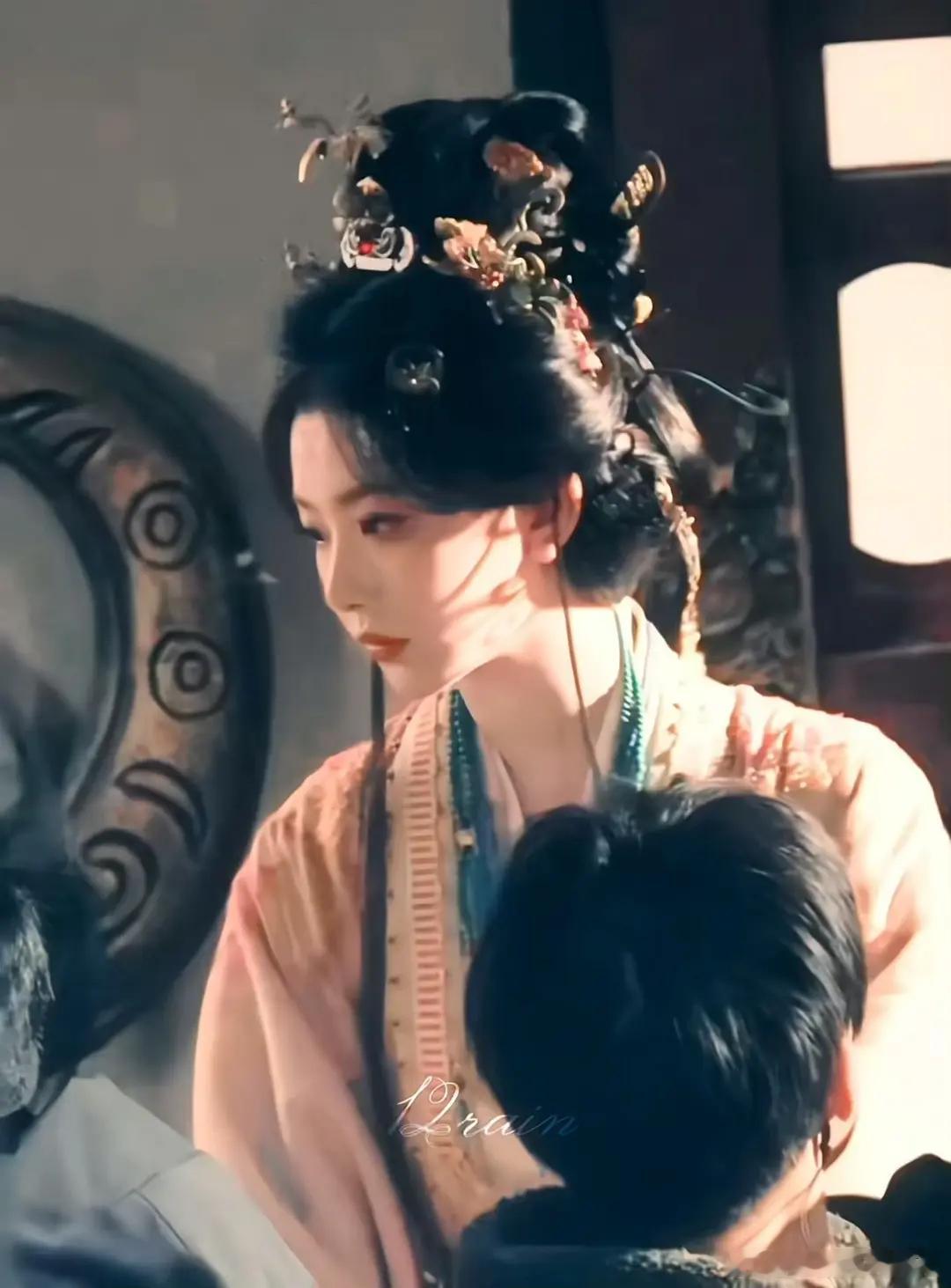 孔雪儿昭阳公主造型路透 