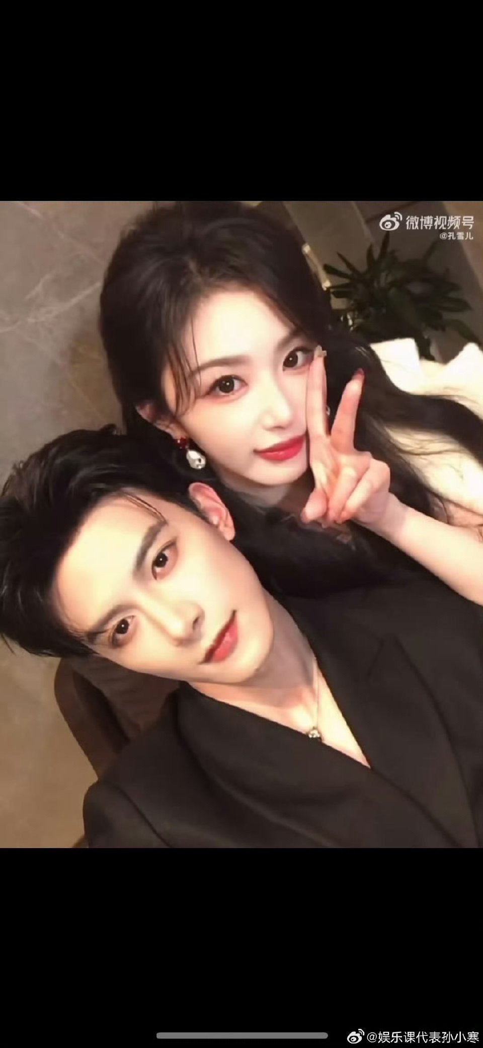 孔雪儿邓凯双人封面孔雪儿邓凯精彩OK双人杂志孔雪儿邓凯精彩OK双人杂志 坐等