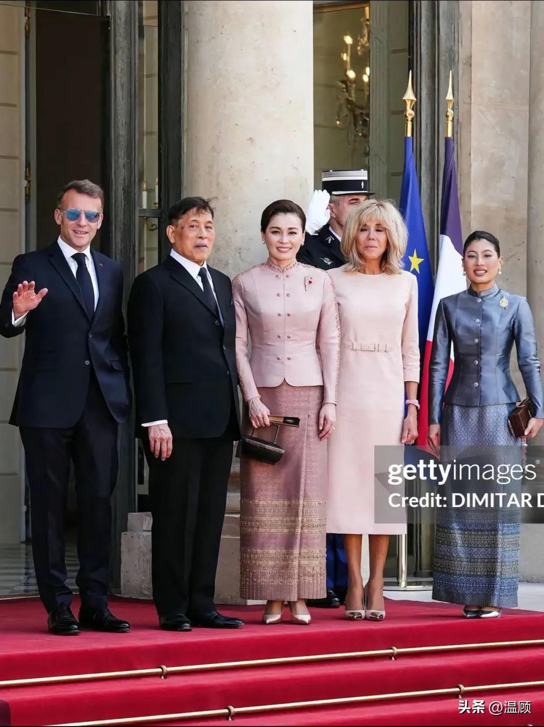 马克龙再次戴着墨镜亮相，在爱丽舍宫欢迎泰国国王访法 …当地6月28日起，应法国总