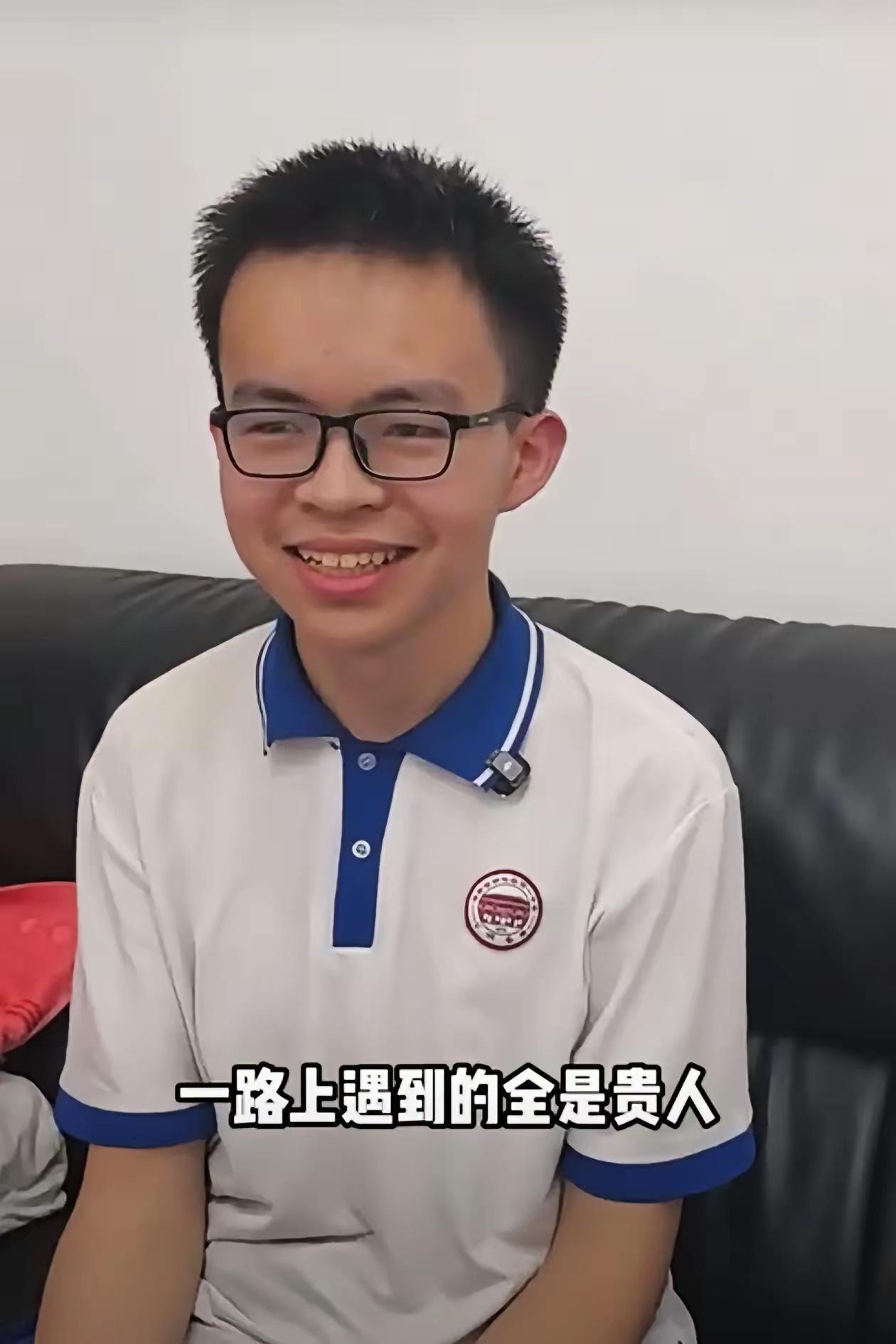揣8个鸡蛋送考的寒门少年湖南娄底市新化贺永辉，再遇贵人相助！
爱心企业送上残疾人