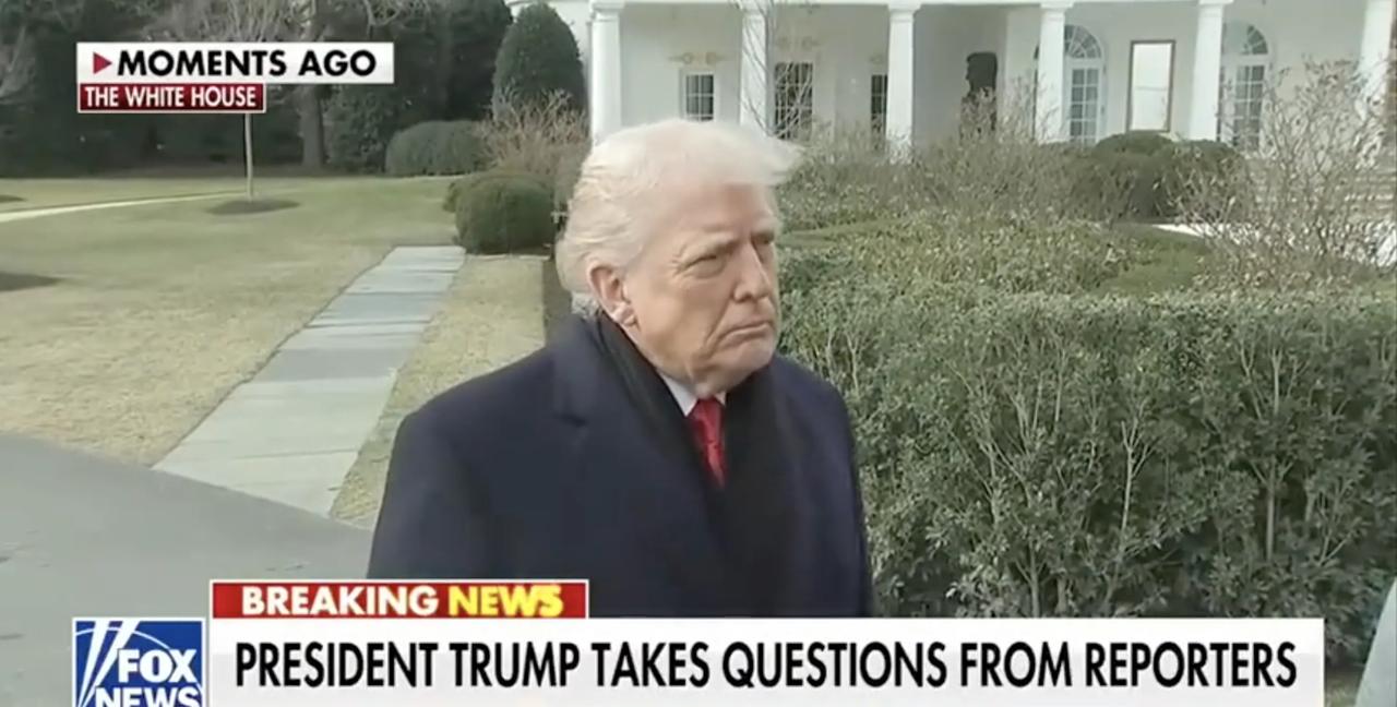 老特这哥们够狠的了，一言不合就对众小弟下狠手，对向格陵兰岛“增兵”的欧洲8国加1