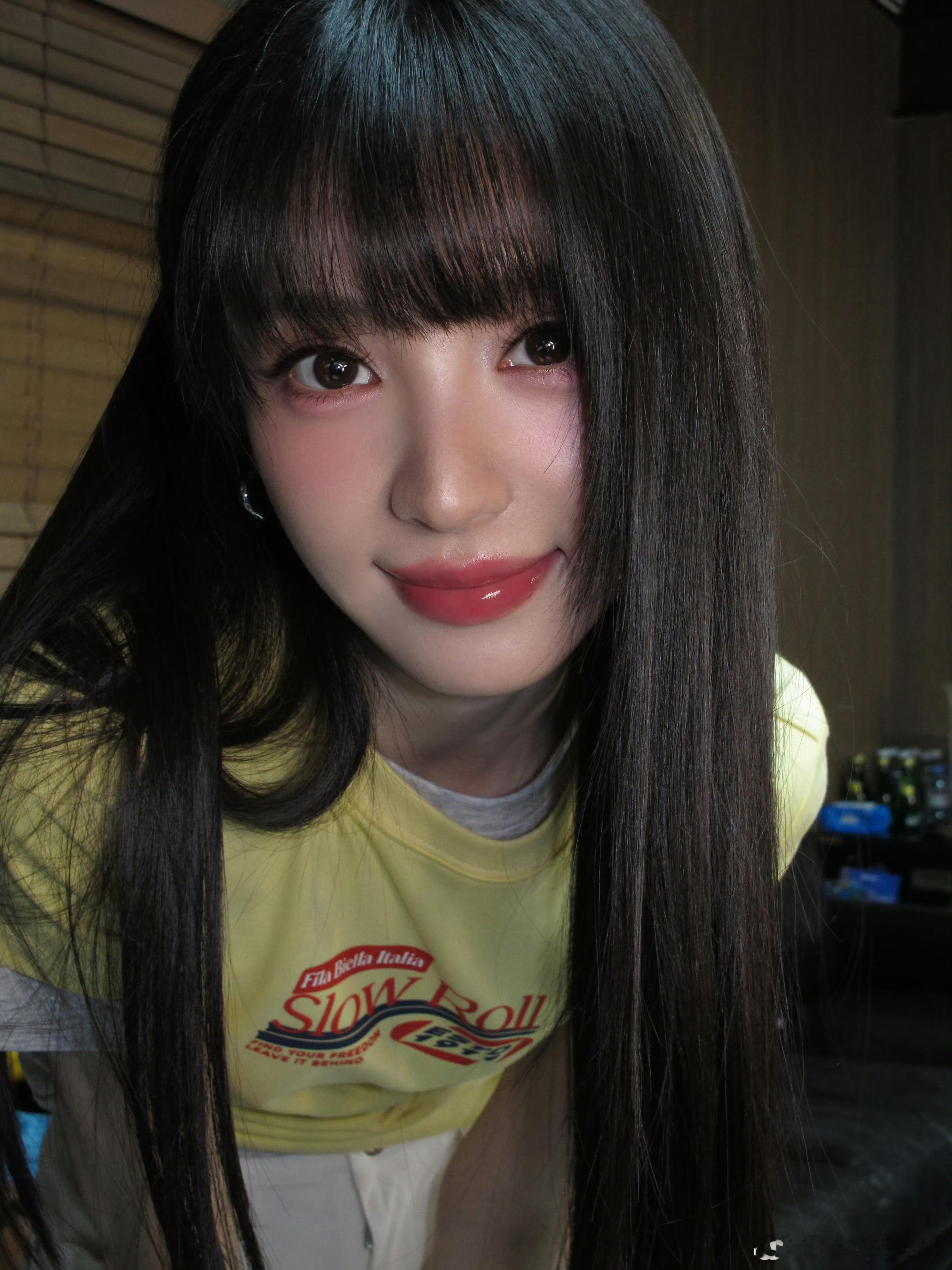 王亚飞给田曦薇化的草莓汽水妆 田曦薇的夏日草莓汽水妆田曦薇这次草莓汽水妆甜度超标