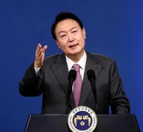 韩总统尹锡悦真实再现了世间有轮回，人世有报应，造什么样的因得什么样的果。

63