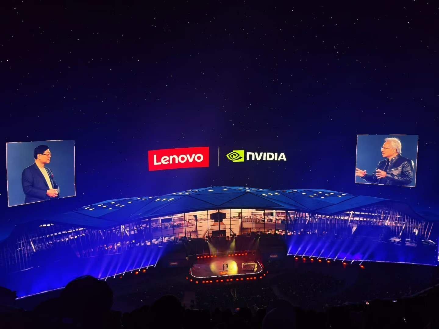 联想与全球芯片四大巨头一起站上2026联想Tech World，这也是今年CES