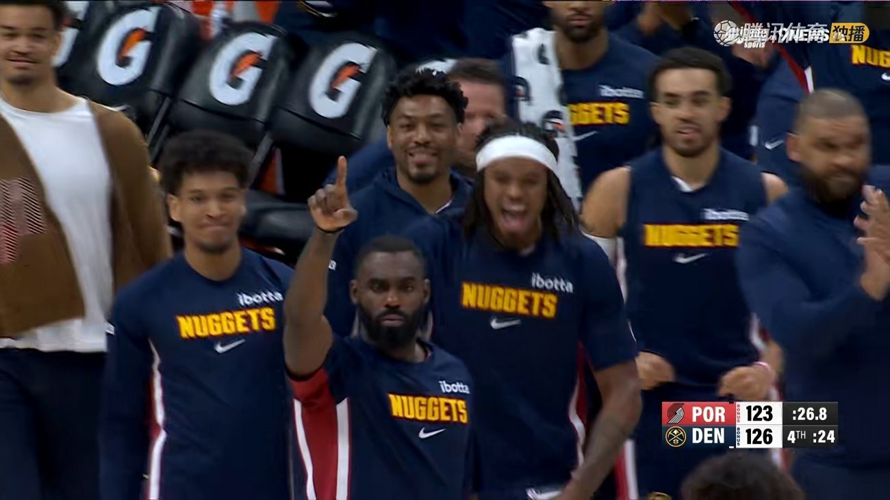 阿隆-戈登底线长两分命中，掘金反超…… 