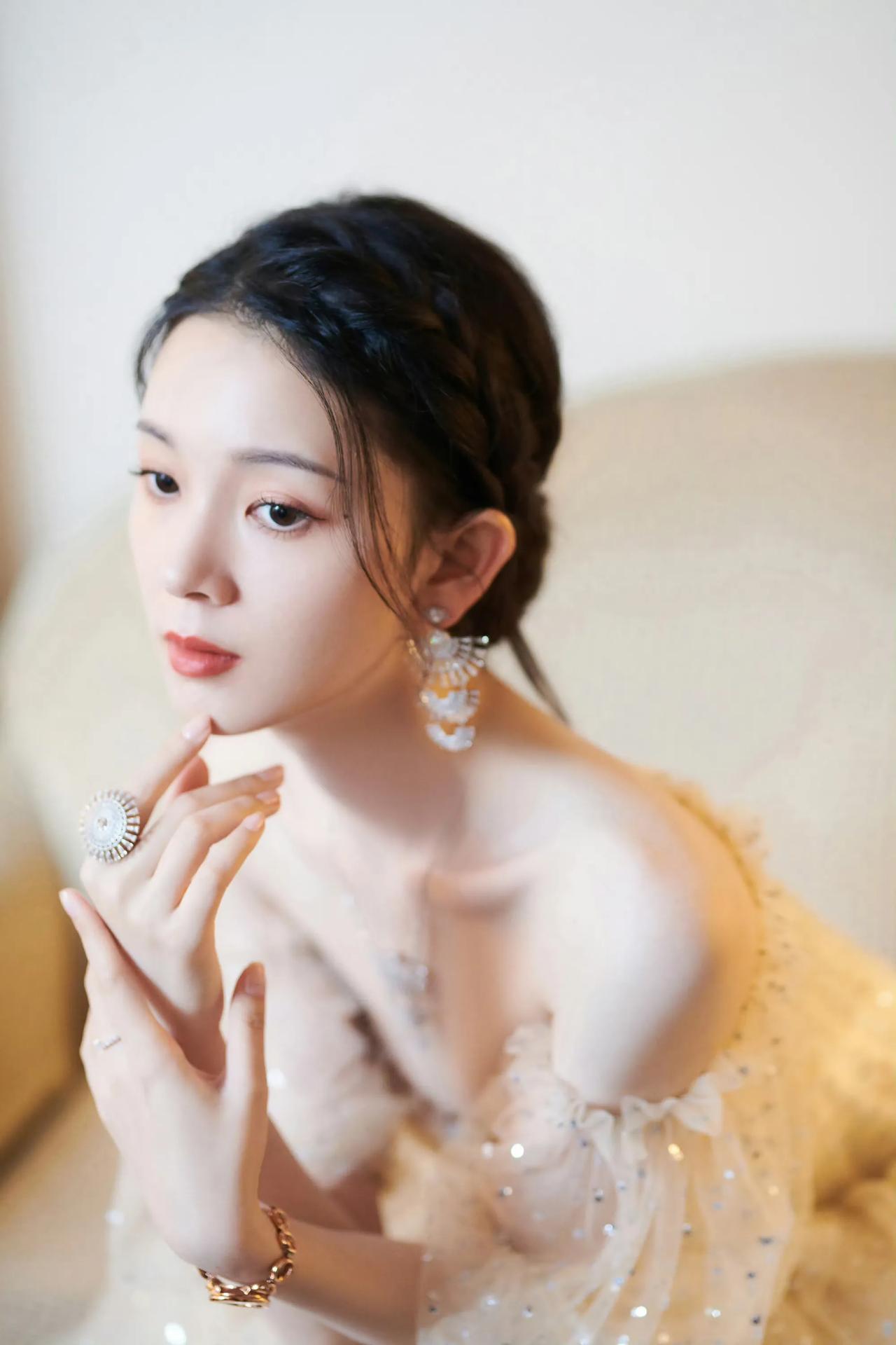 陈瑶