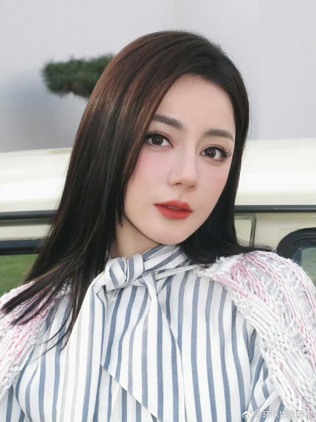 迪奥全球公关总监发文迪奥全球公关总监回应迪丽热巴缺席 迪丽热巴 滞留迪拜真相大白