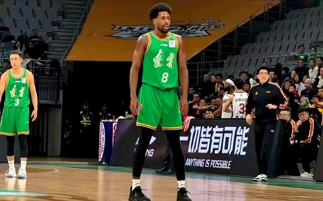 辽宁男篮这次可真让人大跌眼镜！CBA常规赛第30轮，客场竟然75-82输给了吉林