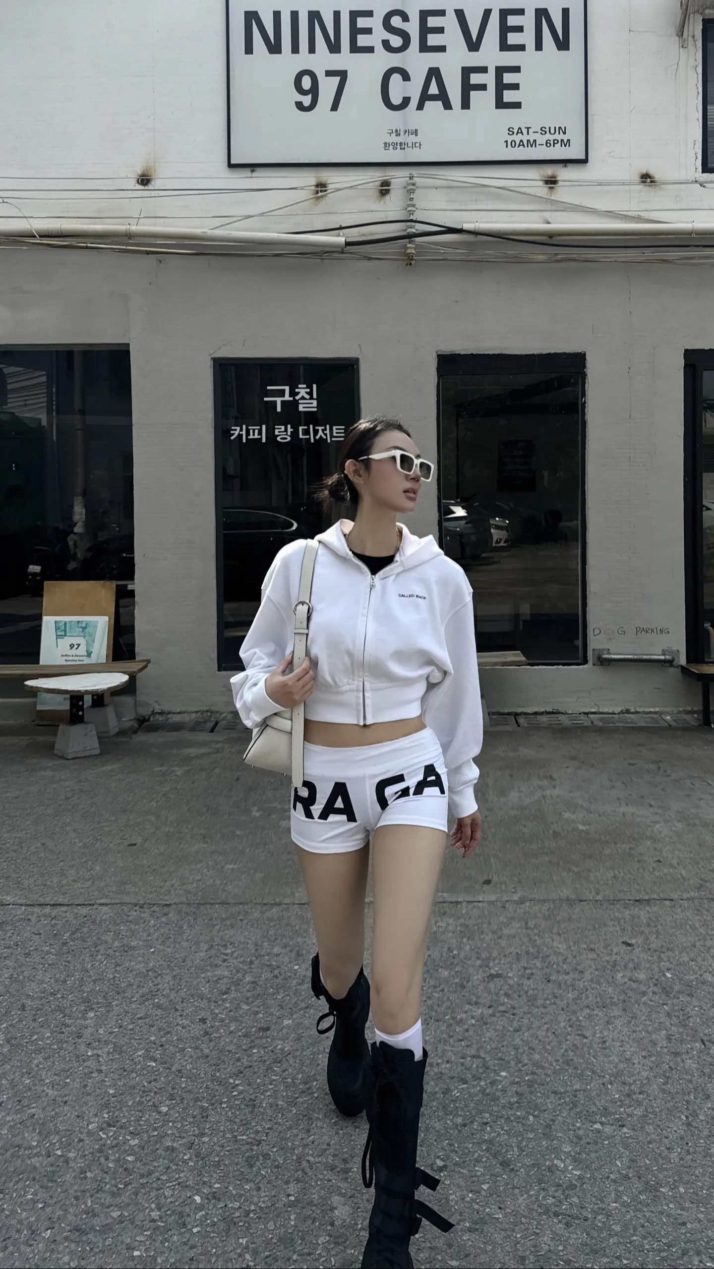 不回消息很正常 你见过哪个捡垃圾的不忙。