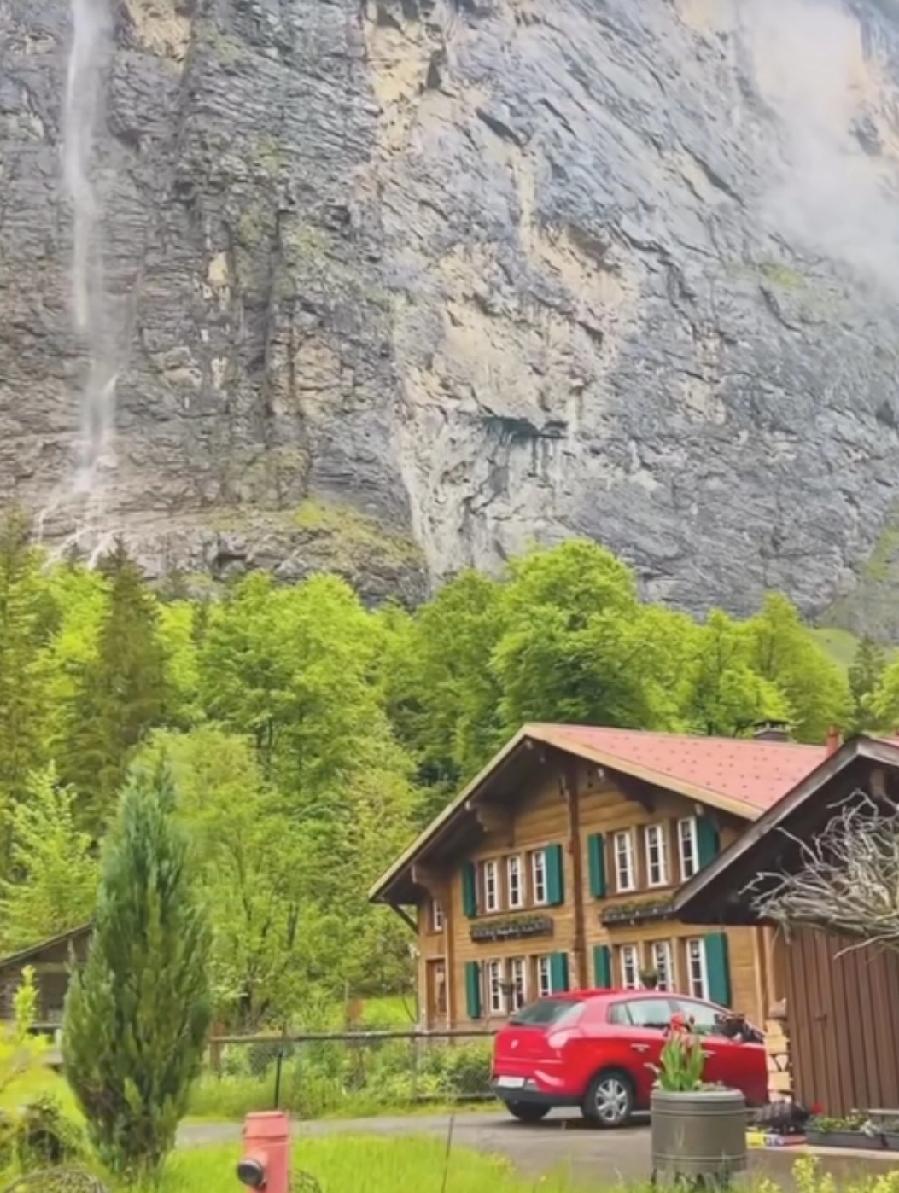 最近“村超”又双叒刷屏了！

真没想到乡村球赛能这么火，球员都是卖鱼的、教书的、