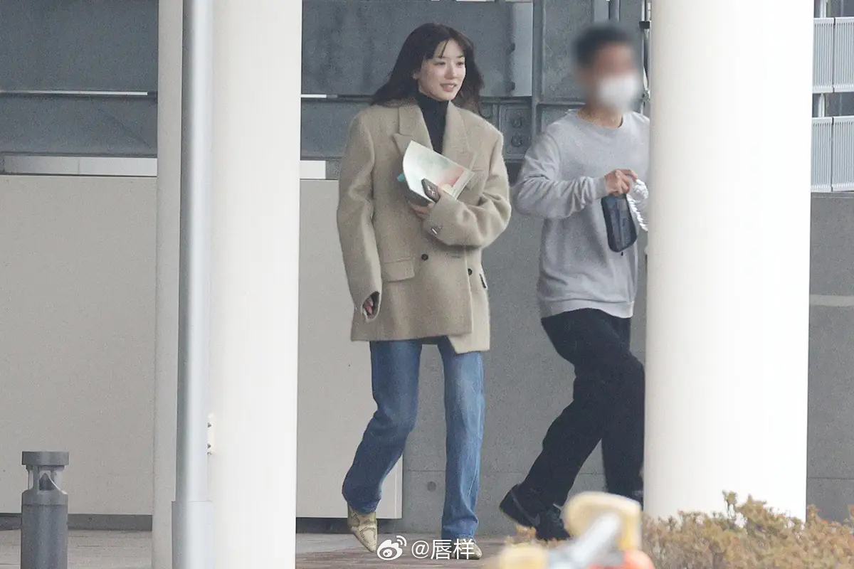 女自：除写真集外其他工作迟迟未定  永野芽郁在出轨嫌疑报道后的现状去年5月，永野