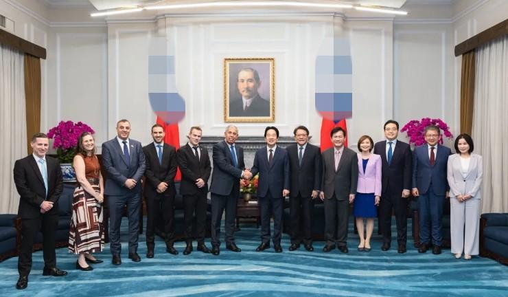 赖清德刚窜访回台，就接见以色列前国会议长利维、国会友台小组主席杜伯斯基一行。据赖