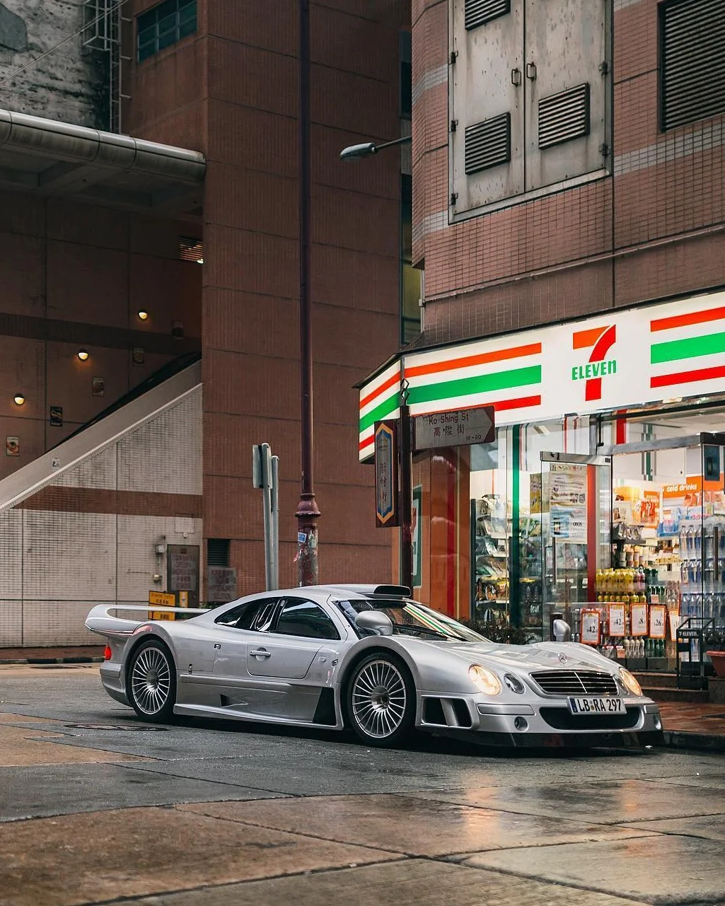 Mercedes-Benz CLK GTR 🦄