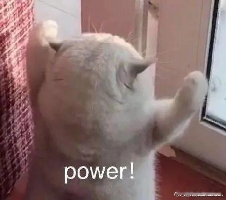 #打工人午睡姿势能有多奇葩#狠狠的共情的打工人呀，这些睡姿虽然奇葩，但是睡起来一