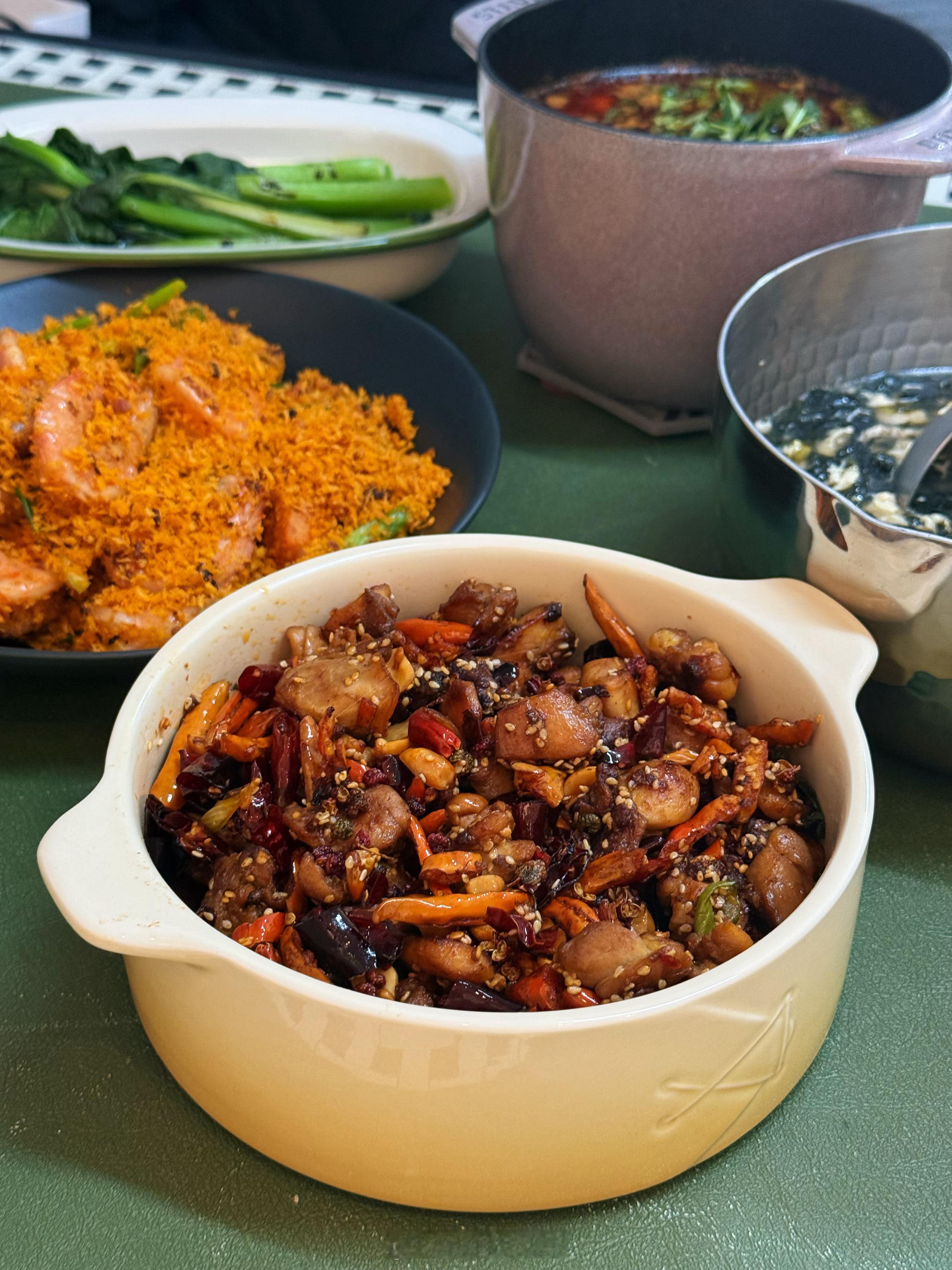 你就说说，小洪棒不棒！ 