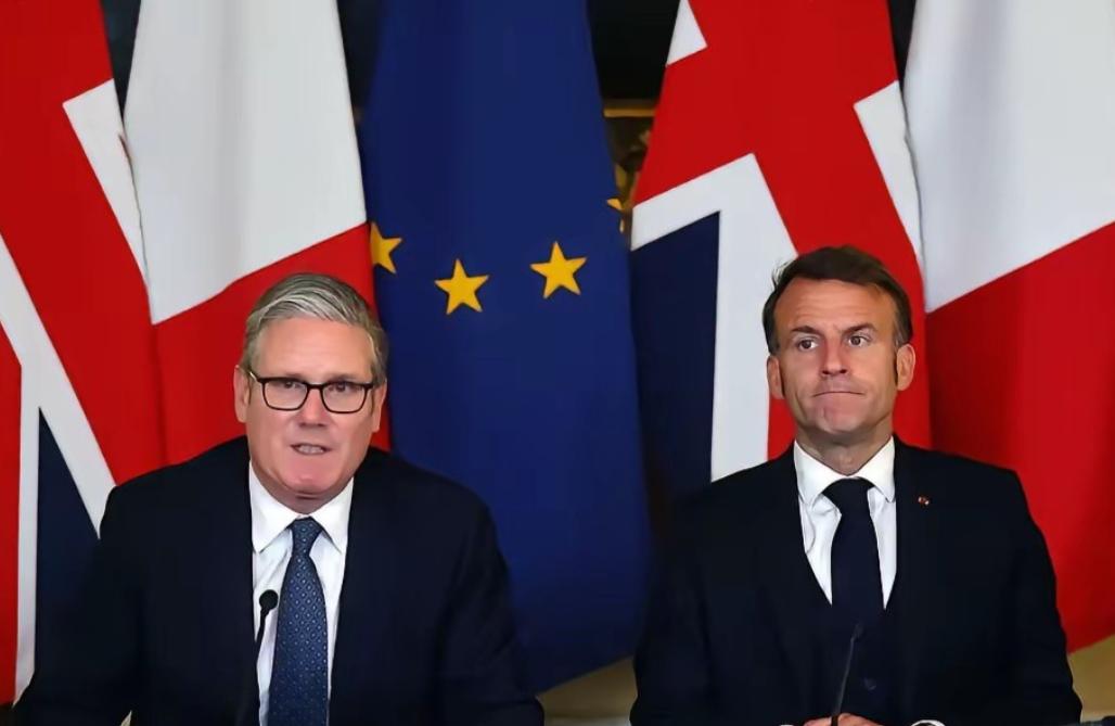 突发消息！英国、法国也动手了！美国袭击委内瑞拉抓捕马杜罗后，英国首相斯塔默亲自辟