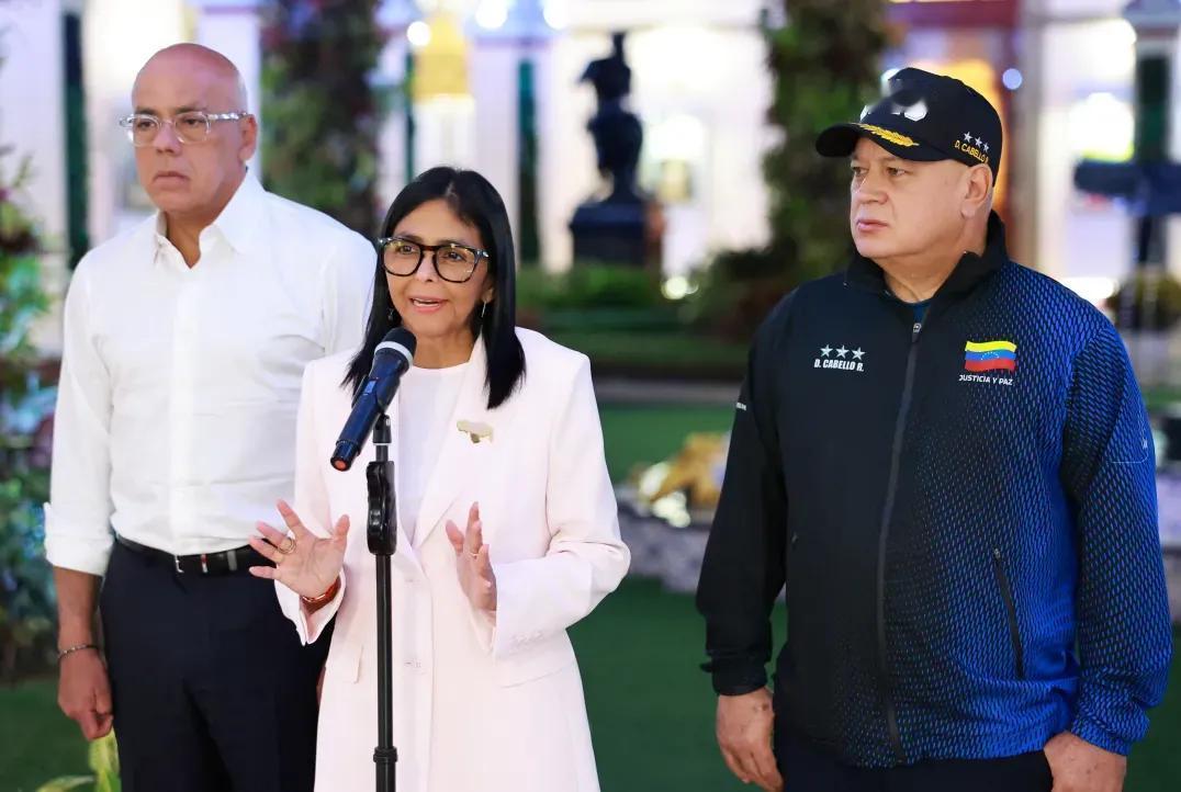 马杜罗亲信萨博被捕，将被引渡至美国受审。报道称，此次行动由委内瑞拉国家情报局执行