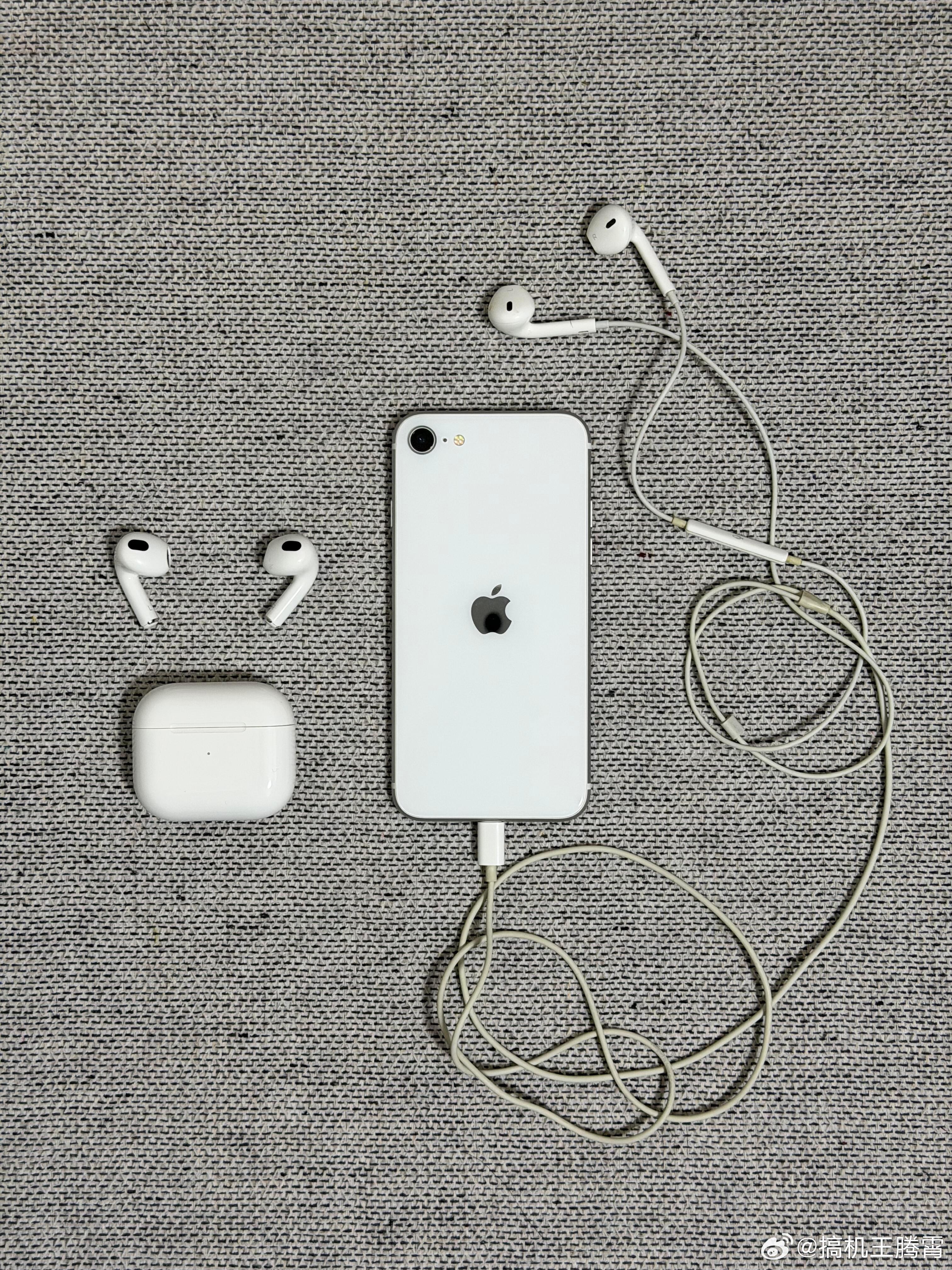 有线耳机爆火原因说实话没太懂为啥有线耳机又突然火起来了，虽说有线耳机有优势，不用