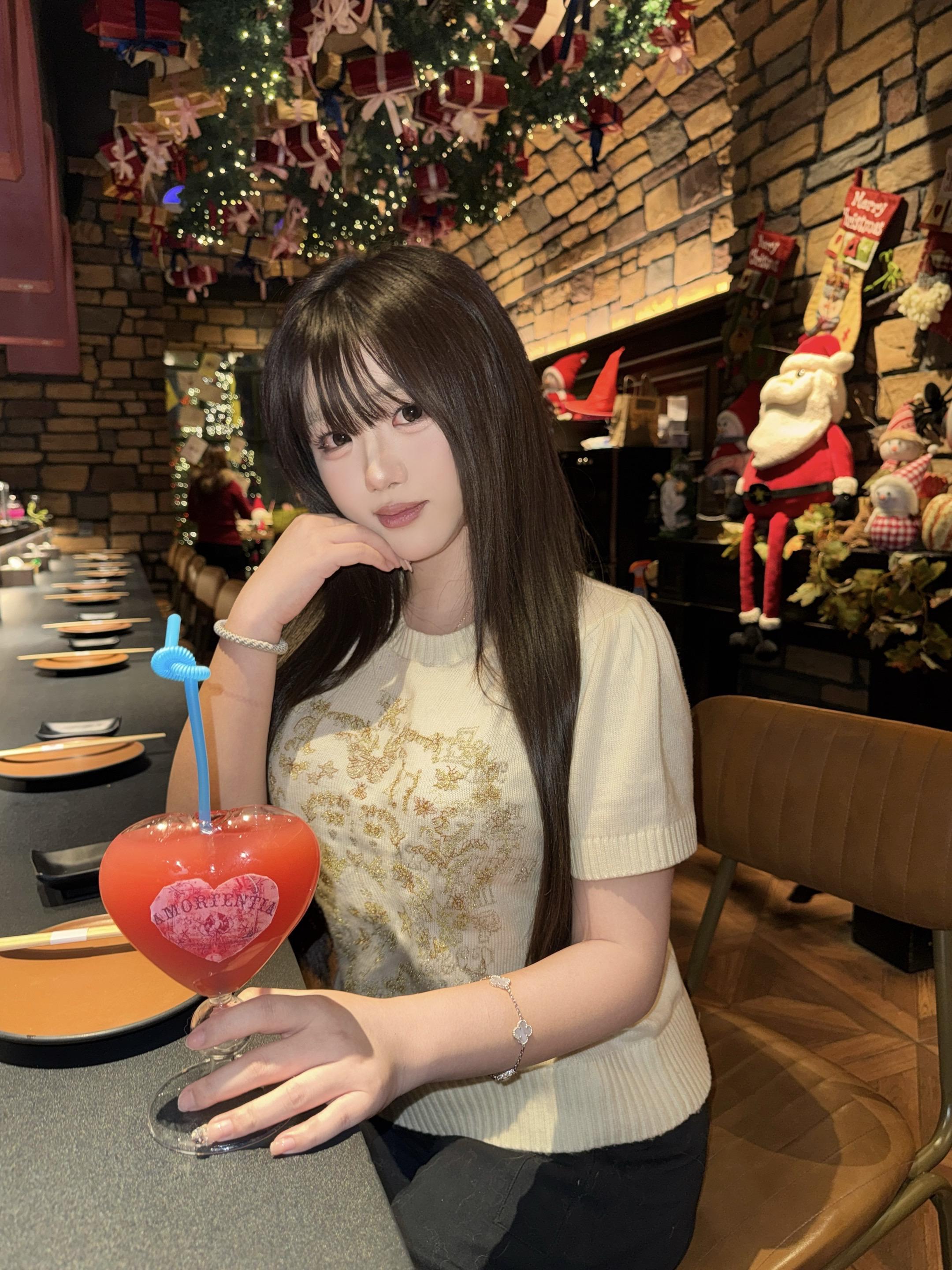 做一颗独立的树 而不是攀附在树上的藤 福由心生 心由善养  人格独立则天地皆宽