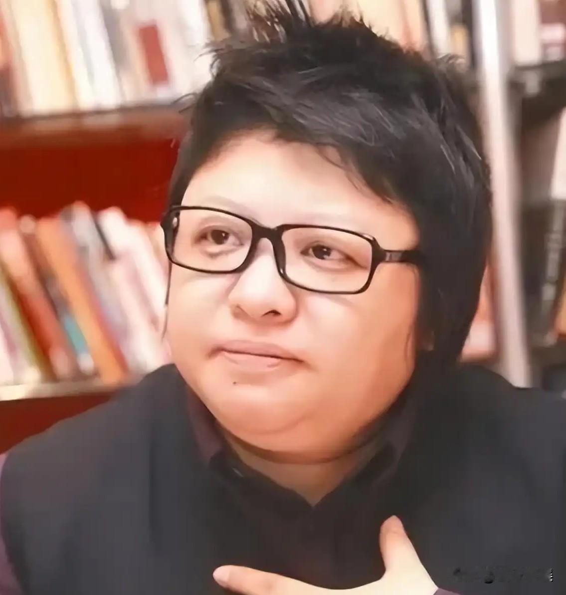 韩红，最新发文，引发热议！
 
7月23日，韩红又被推上热搜，这一次，不是因为公