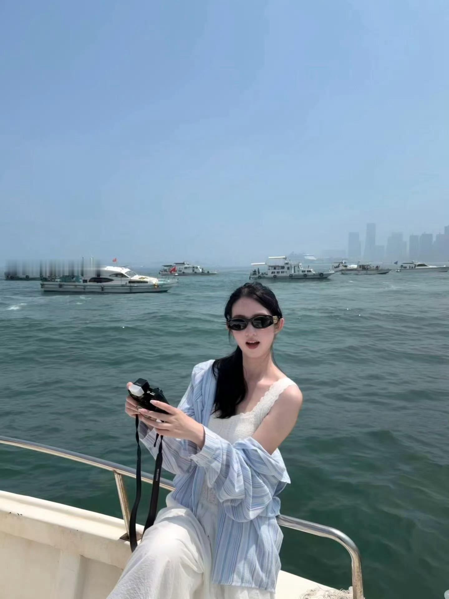 思慕社字母 小时候尿床会被骂，但是长大后会听到：“很棒，乖孩子！”小狗日记
