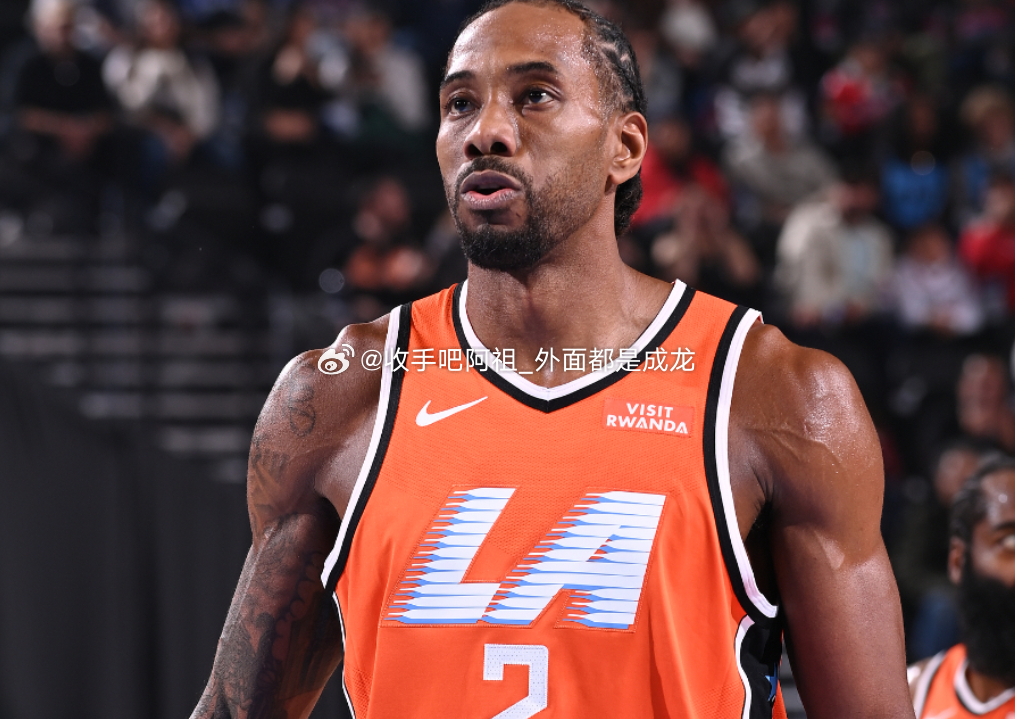 NBA常规赛继续进行，快船客场114-101逆转战胜勇士，收获两连胜。赢下这场比