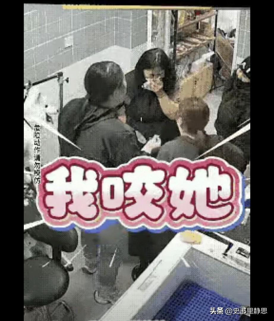 女子与狗亲吻没忍住咬了一口，万万没想到，狗子居然反咬她一口，把她嘴皮咬掉一块，后