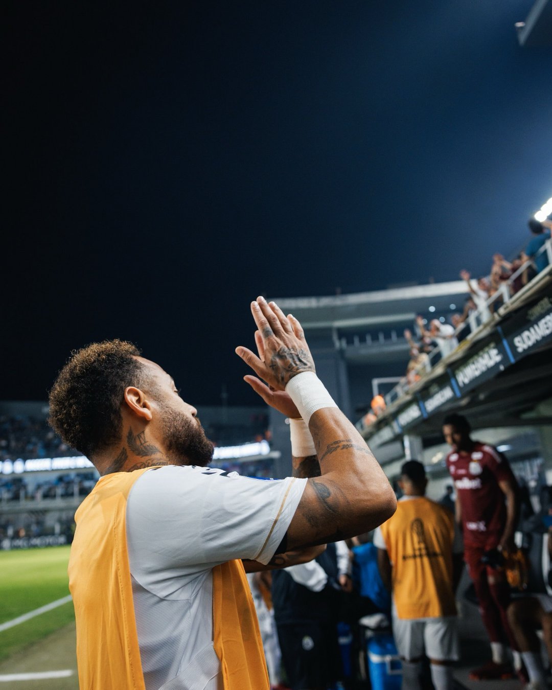 neymar 桑托斯VS瑞内瑞拉中央大学组图内马尔