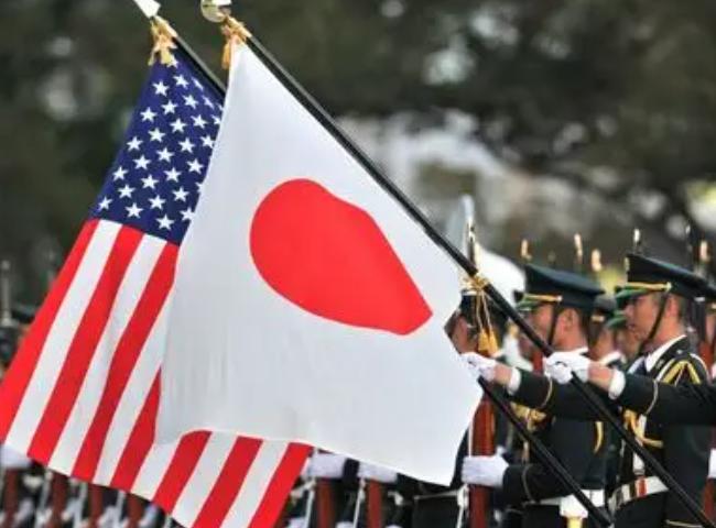 现在不管日本背后有没有美国，我感觉我们已经不打算继续等下去了，王毅曾表示，我们有