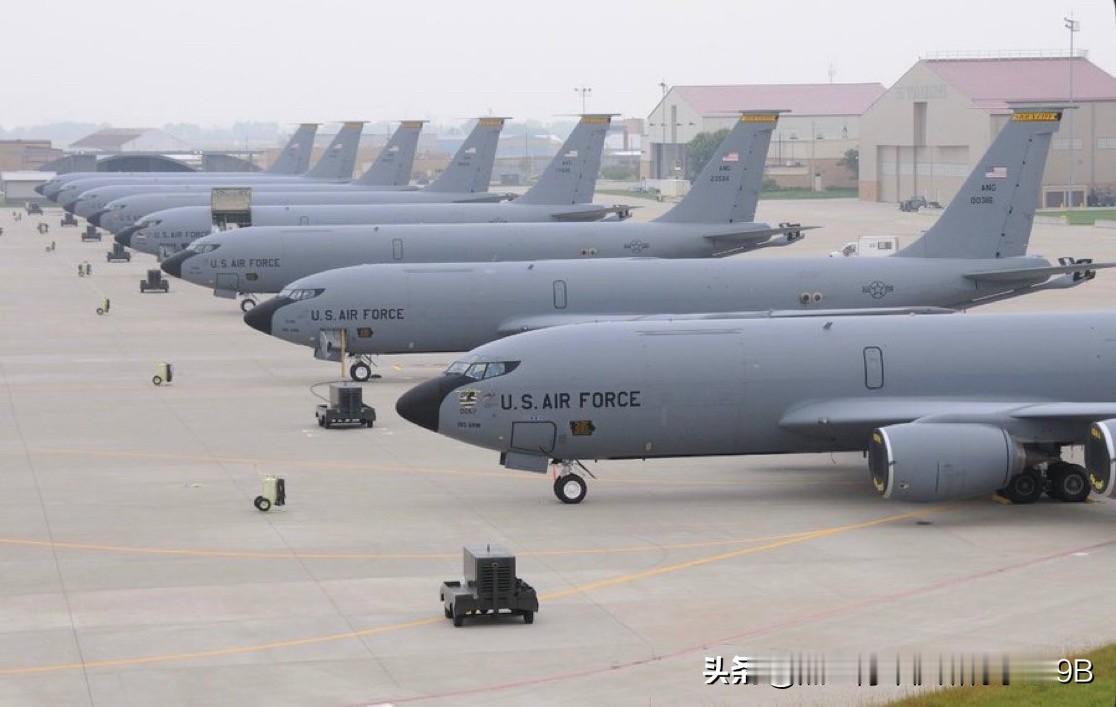 据报道，目前在中央责任区（中东-中央司令部）和欧洲，美国空军拥有超过 100 架