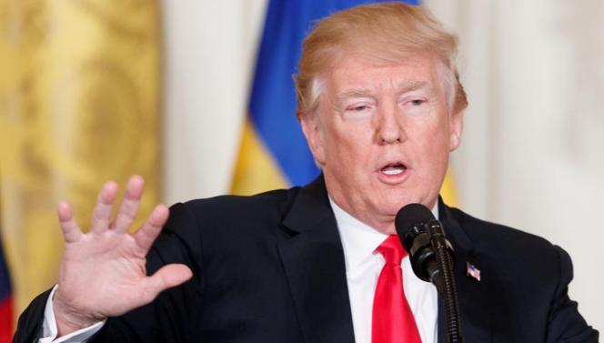 ·白宫晚宴枪击风波再起，特朗普惊险避险，凶手刺杀名单牵扯众多政要
 
2026年