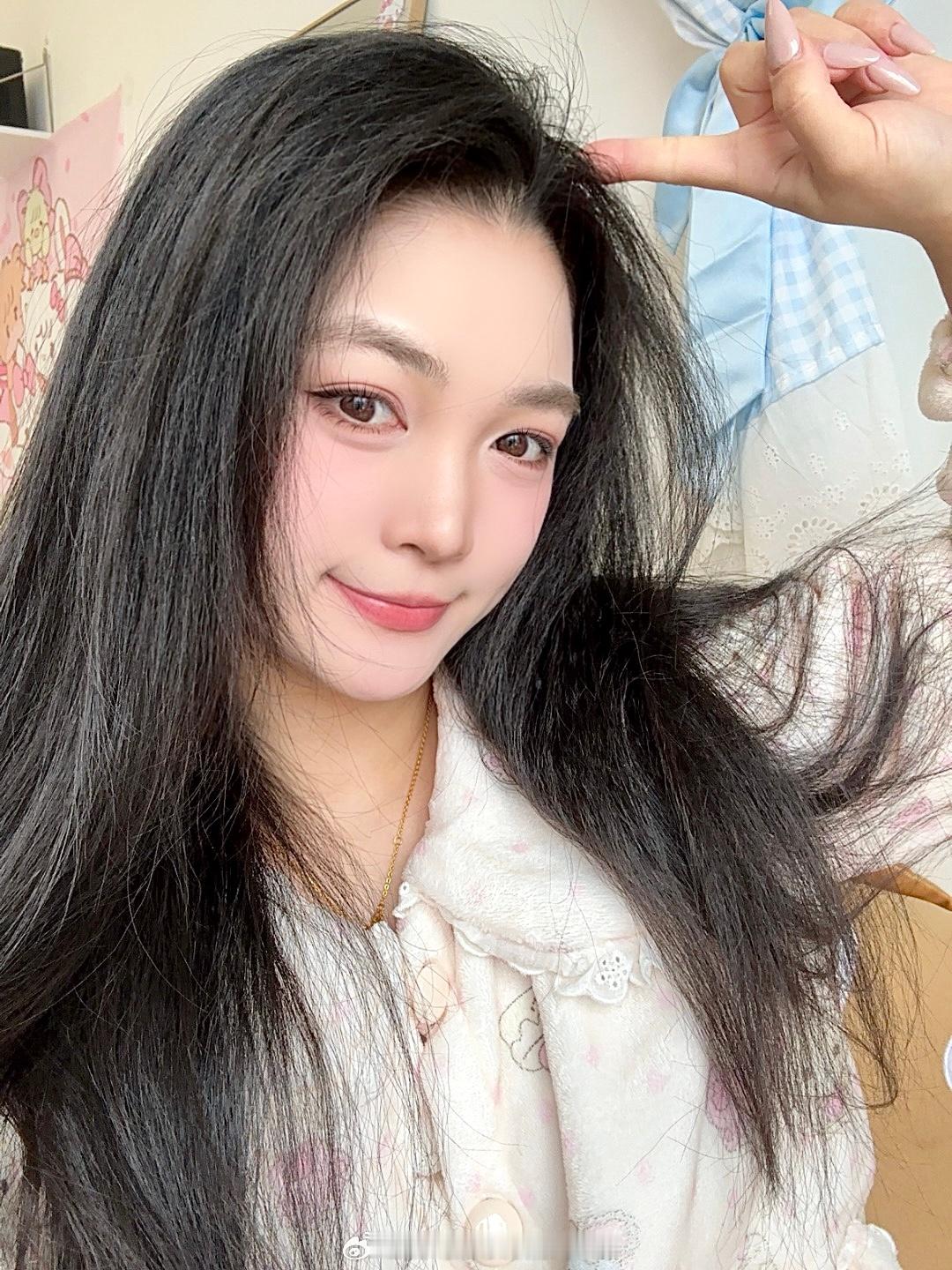 逐渐回升的体重代表我最近的幸福～(๑°3°๑) 