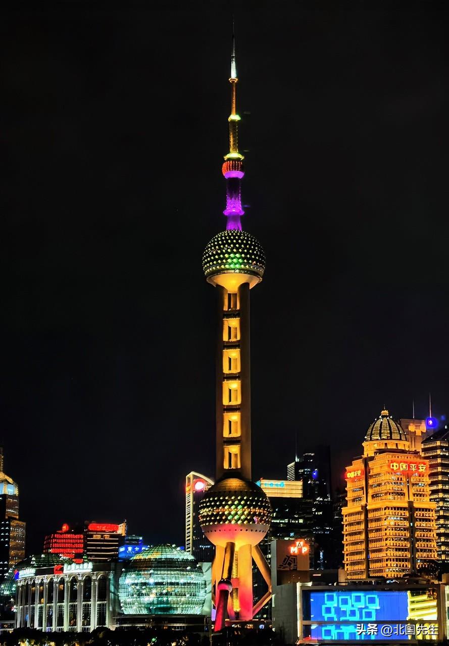 上海被评为全球最佳城市第二名，第一名墨尔本，我没去过墨尔本，但我去过上海。

这