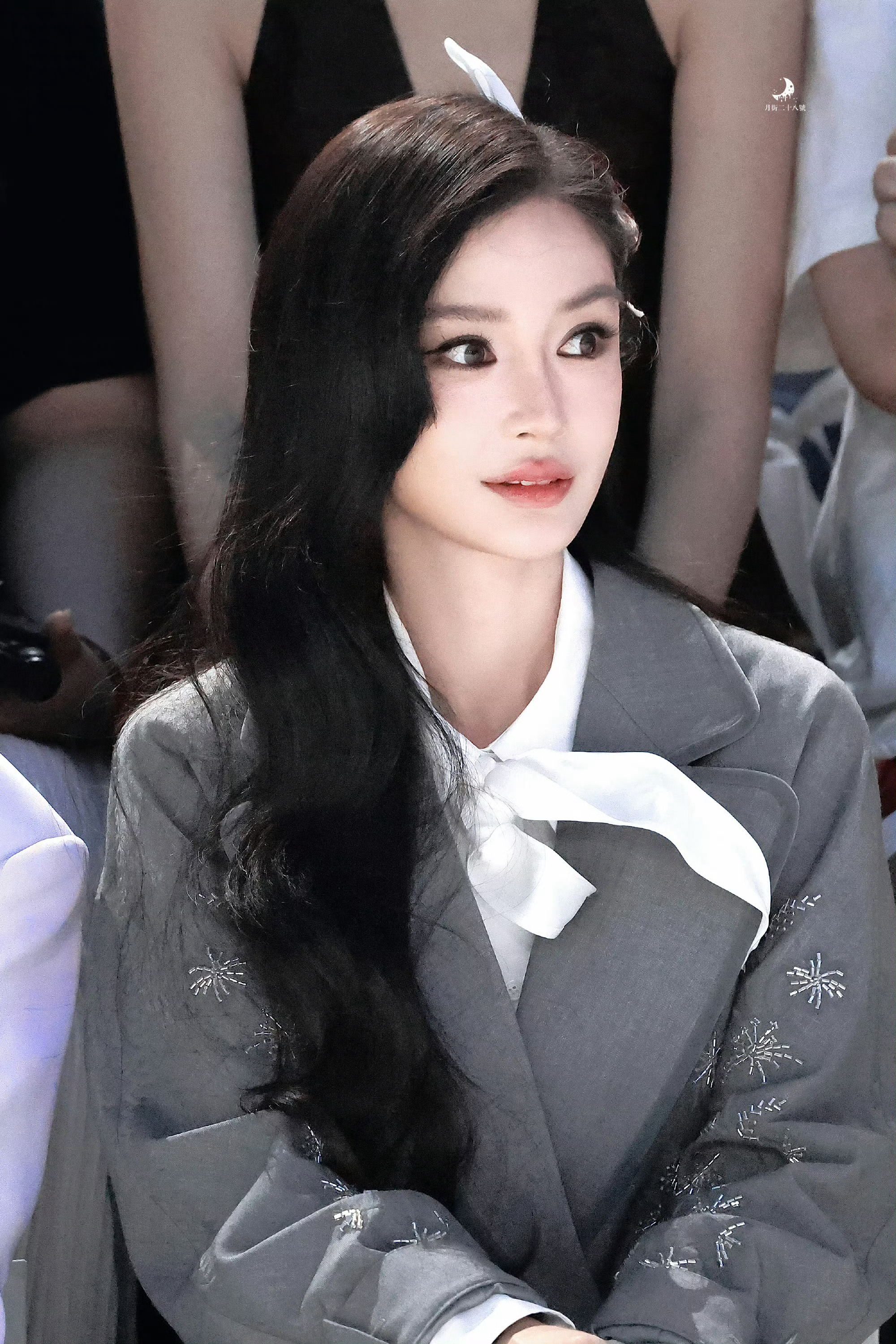 angelababy angelababy "春生草木夏为蔓枝爱意春生四季不止"