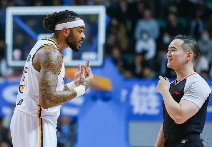 横扫！辽宁淘汰深圳，晋级四强

在今晚结束的本赛季CBA季后赛8进4系列赛中，辽