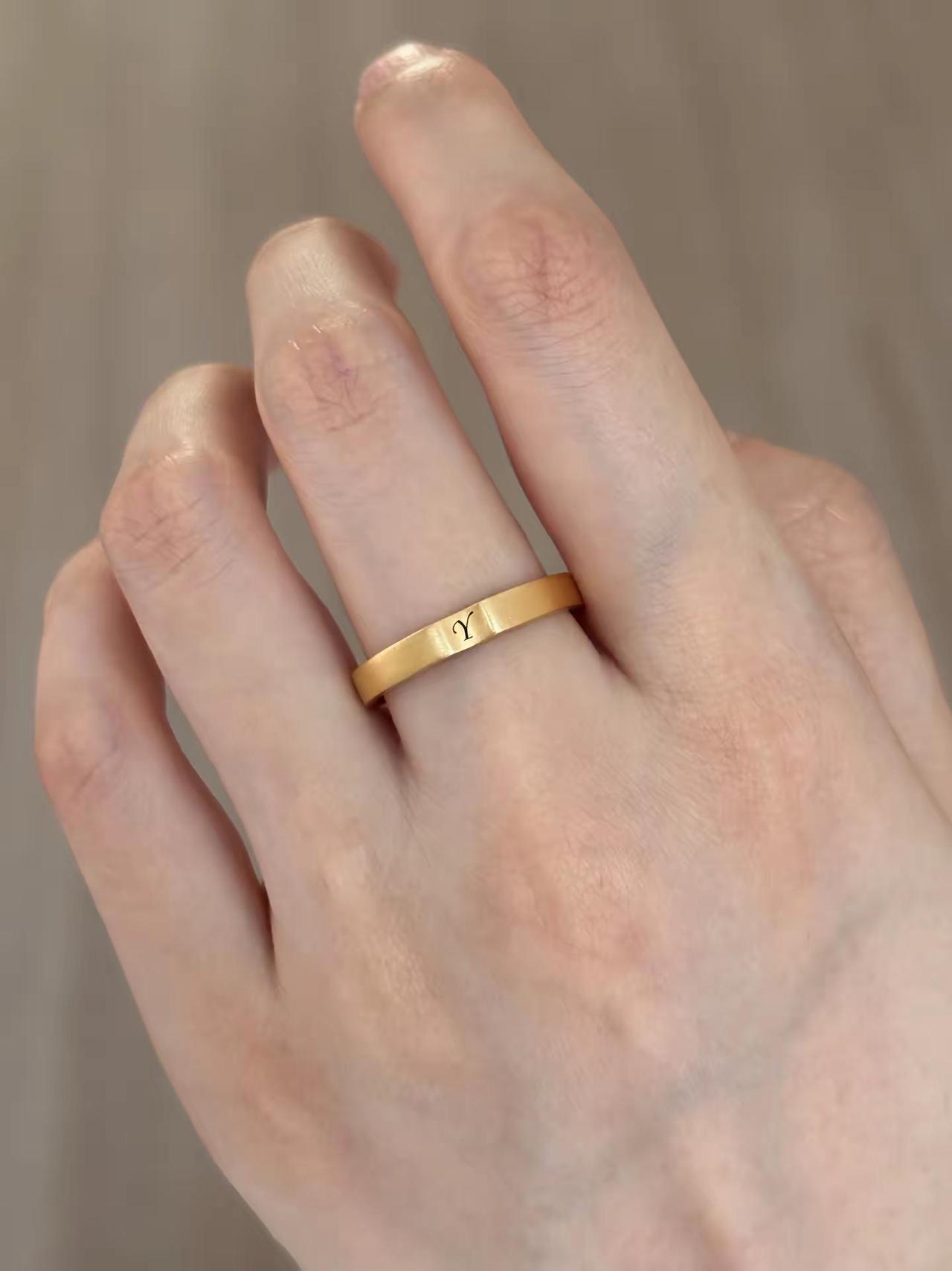 越亲越爱 越爱越亲😚婚戒 黄金戒指 结婚 情侣对戒
