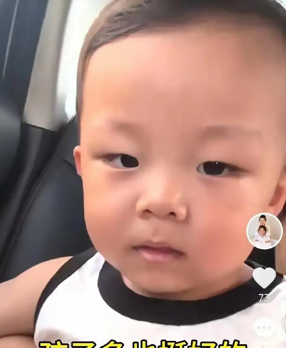 大敏生完老三第45天发视频说差点被产后抑郁拖进黑洞夜里全靠金老板冲奶粉拍嗝换尿布