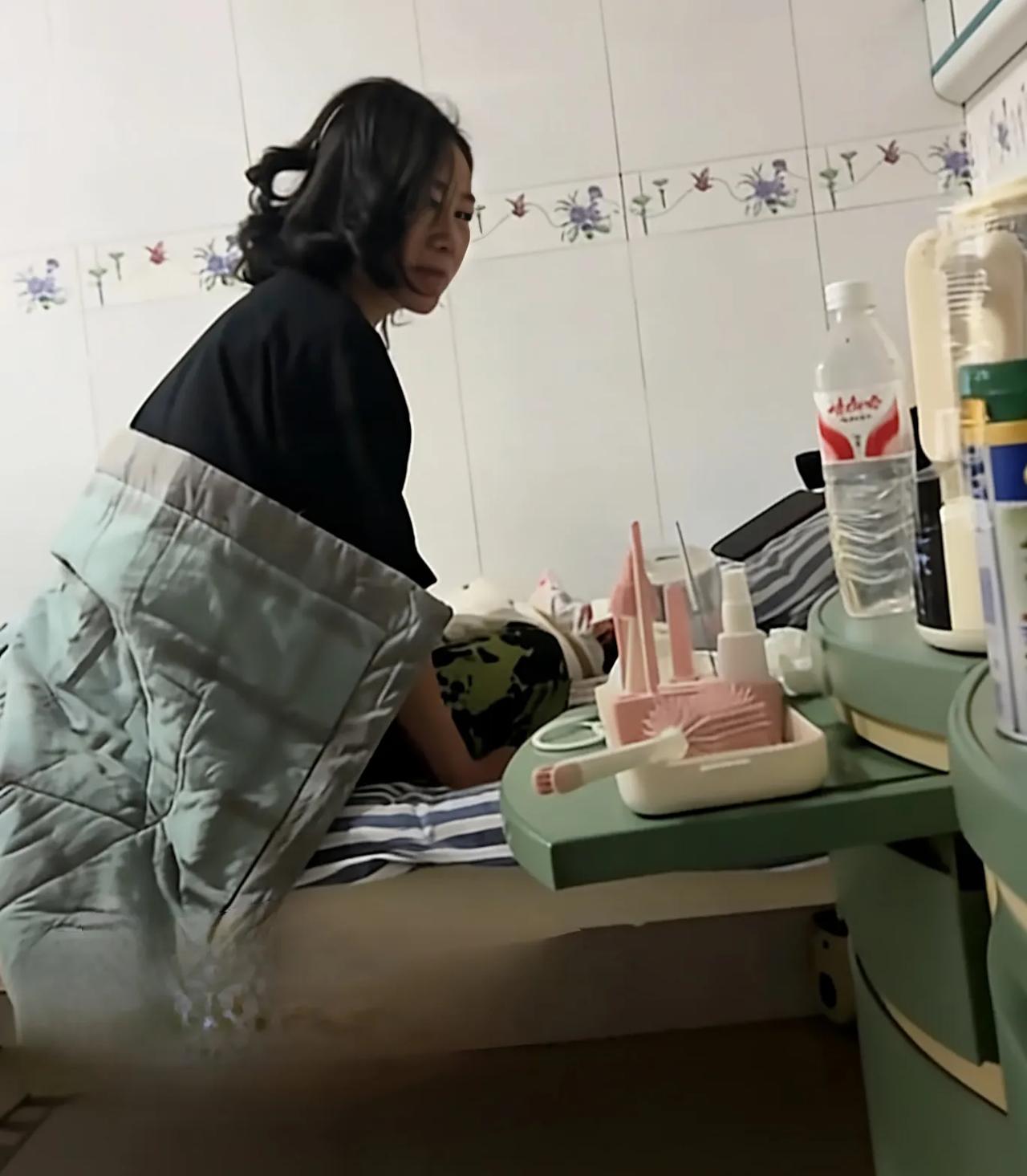 带娃的不易，才是年轻人不愿生育的真相
 这个视频太真实了！从满心期待当奶奶，到三