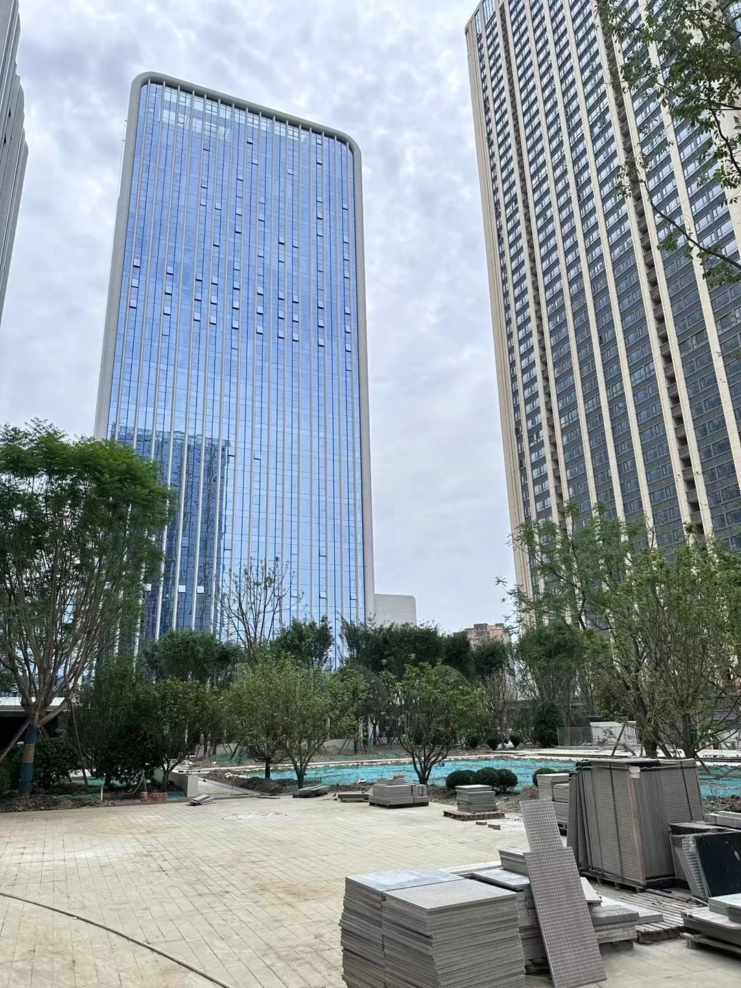 南璟湾还是降价咯