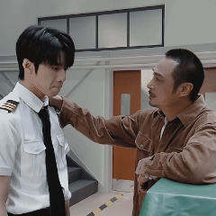 吴镇宇回应4年前扇刘耀文巴掌 吴镇宇在无限超越班里聊起他，确实能看出刘耀文这几年