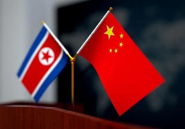 《俄朝全面战略伙伴关系条约》
该条约第四条规定，如果一方受到某一国或数国武力攻击