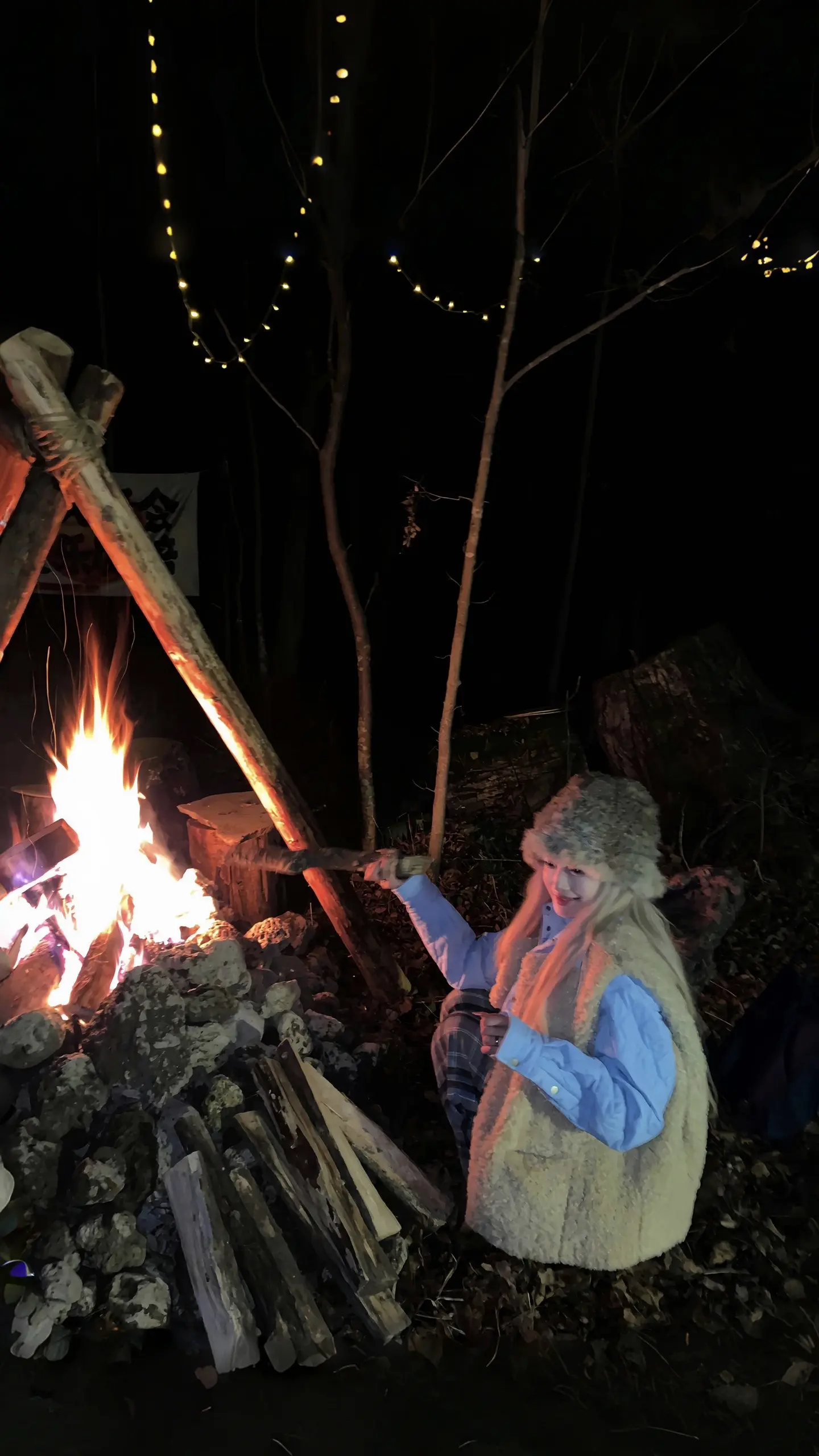 我们在篝火旁许愿 爱的人常伴身边。inmyfeelings