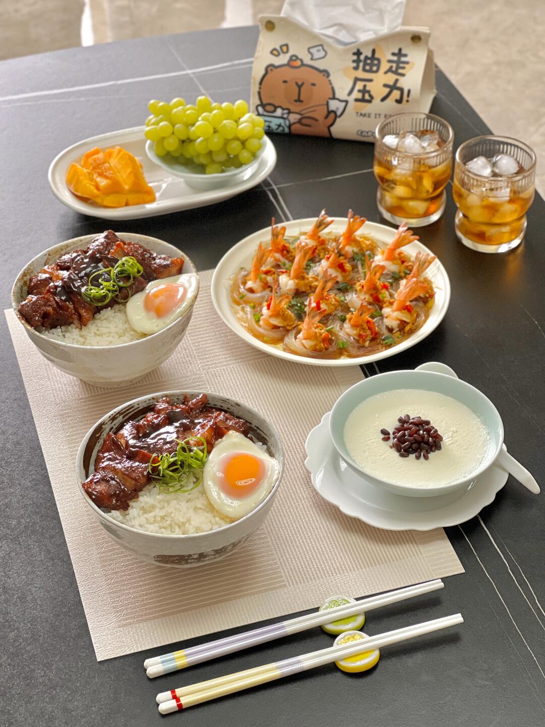家里的茶餐厅