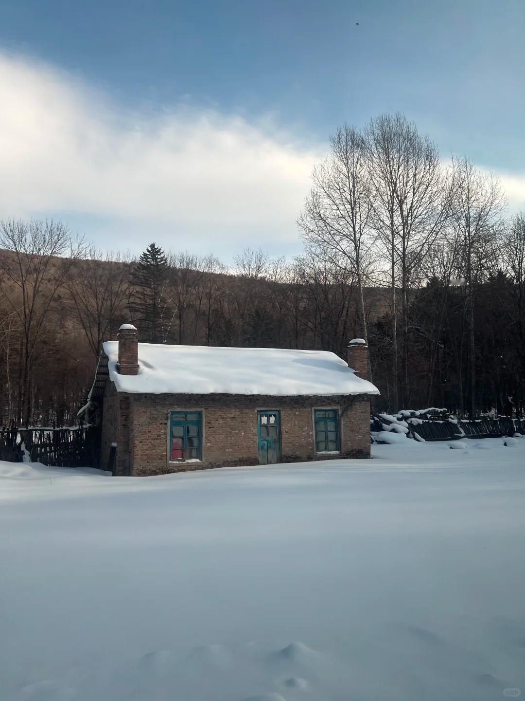 冬季自驾游要注意什么最近总刷到冬季去西北自驾的视频，忍不住自己也做起了攻略，准备