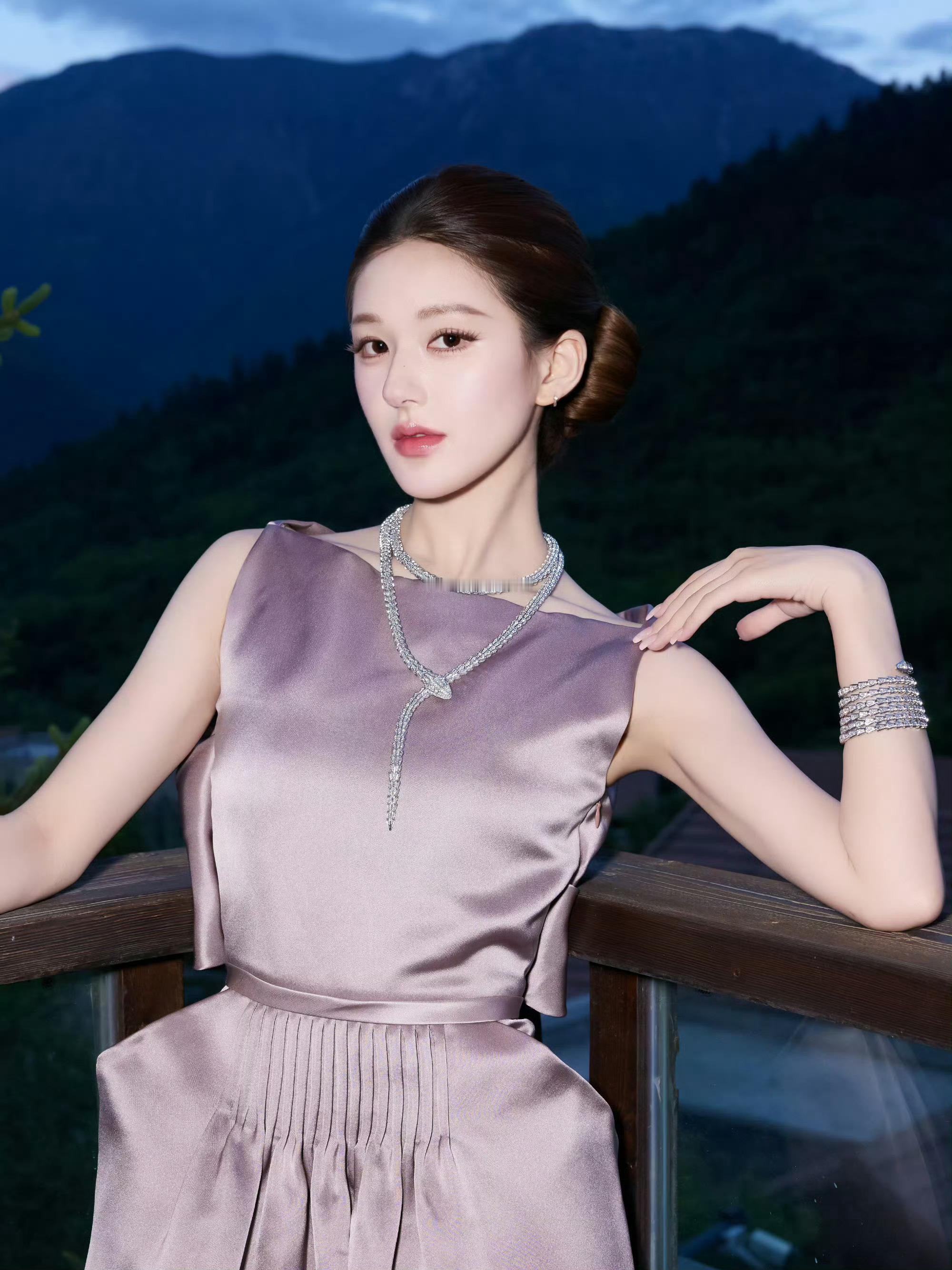 宝格丽小公主缺席晚宴公主好美 ​​​