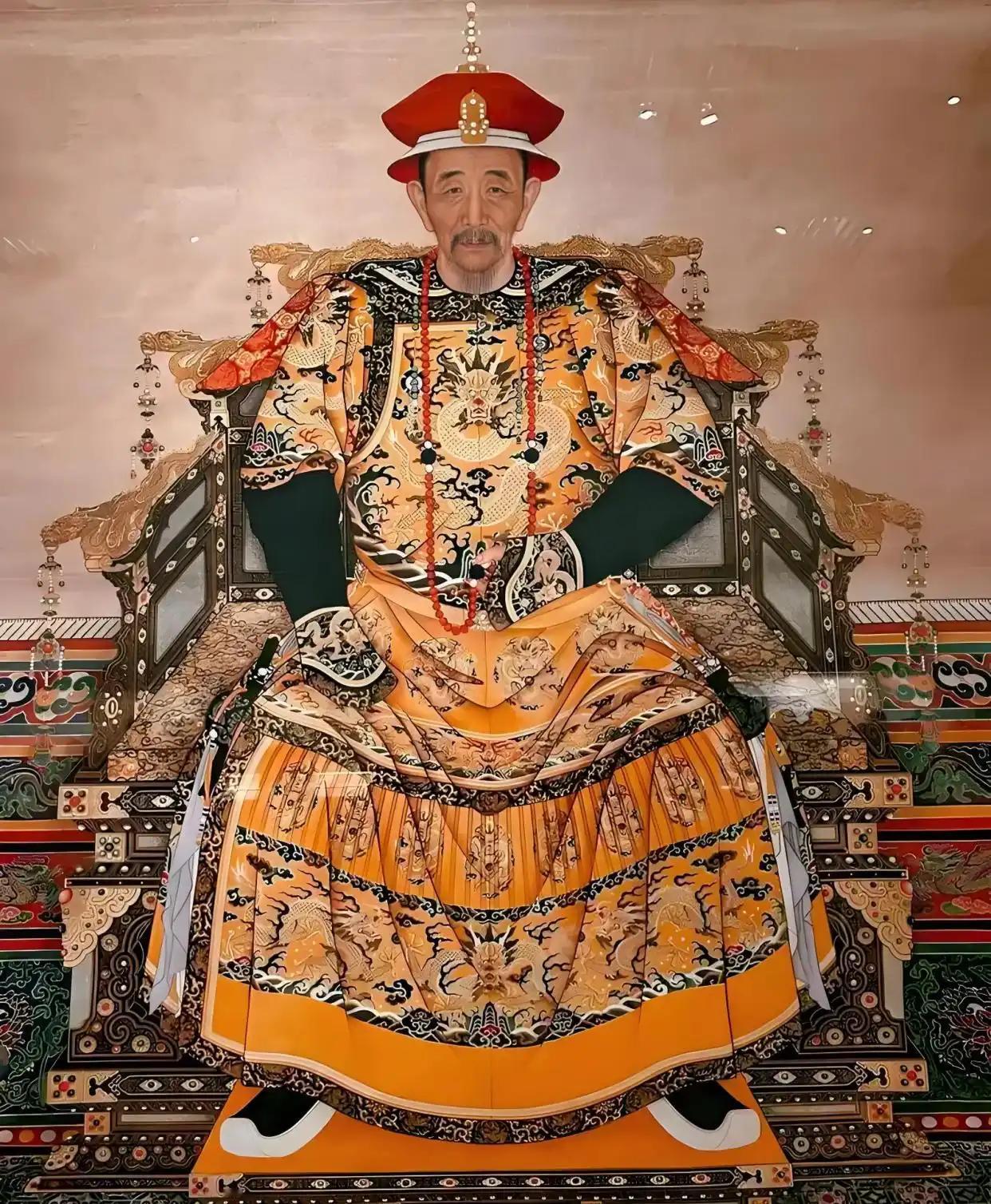 《彭公案》原型乃彭鹏，此人曾与康熙帝斗智且获胜。
康熙三十三年四月，顺天学政李光